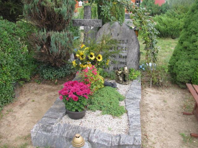 Grób Andrzej Ławecki