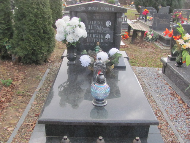 Grób Albina Hutnik
