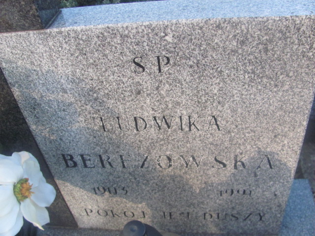 Ludwika Berezowska 1903 Strzelin - Grobonet - Wyszukiwarka osób pochowanych