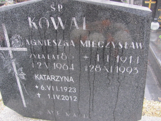 Katarzyna Kowal 1923 Strzelin - Grobonet - Wyszukiwarka osób pochowanych