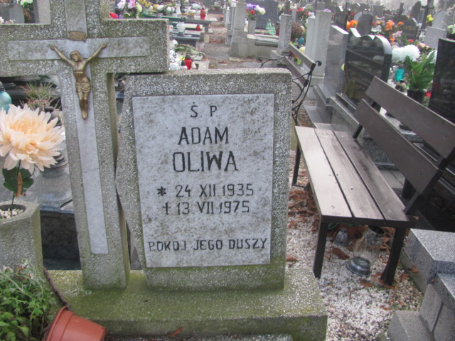 Adam Oliwa 1935 Strzelin - Grobonet - Wyszukiwarka osób pochowanych