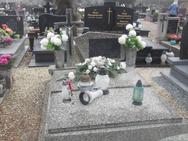 Grób Maria Szysznia