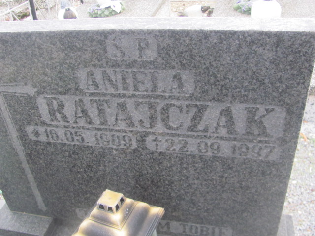 Aniela Ratajczak 1909 Strzelin - Grobonet - Wyszukiwarka osób pochowanych